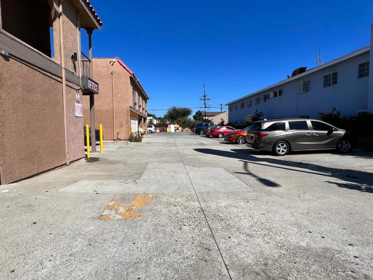 Bell Resort Motel Exterior photo